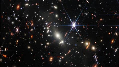 La Primera Imagen Del Telescopio James Webb Presenta Un CÚmulo De