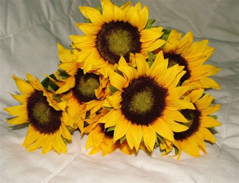 Cheery bunch of 7 silk sunflowers - The Artificial Flowers Company