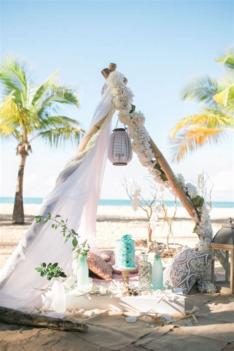 Inspiración de la boda de playa Fotografía de Vanessa Velez Reflexiones nupciales boda