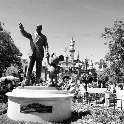 Walt Disney The Dream Of Disneyland Walt Disney Quotes