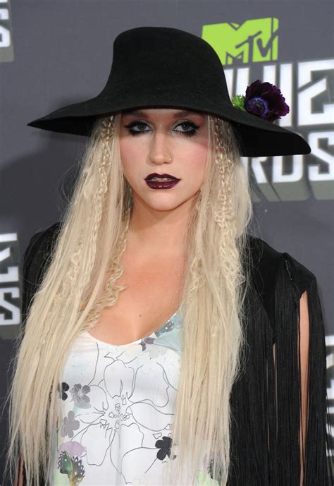 Kesha Debuts Emotional Video For Comeback Single Praying Wirral Globe