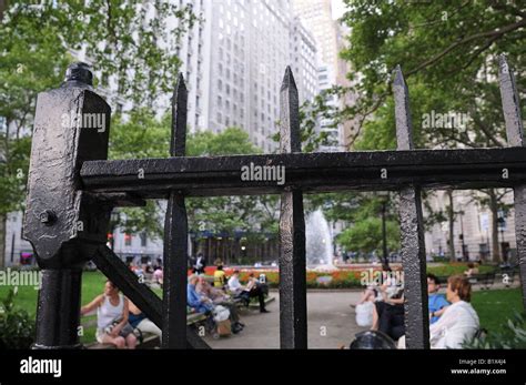 The Fence Around Bowling Green Park In Lower Manhattan Was Erected In