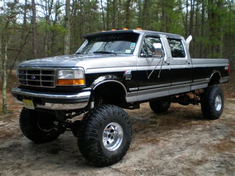 Lifted 1989 Ford F 250 Truck Ford Trucks Ford Pickup Trucks Old