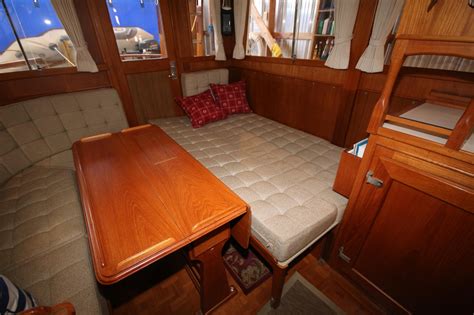 Grand Banks 32 1988 In Sidney Bc Offered By Grand Yachts