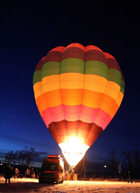 Photos Hot Air Balloons Give Unique Sight In Sylvan Lake Sylvan Lake
