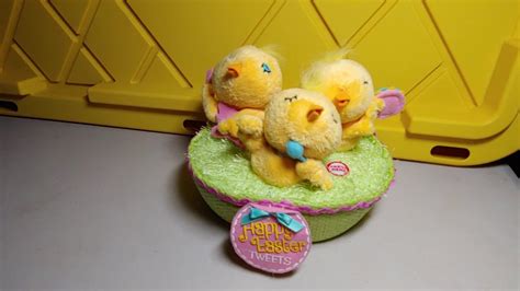 Hallmark The Happy Easter Tweets Plush Sound And Motion Chicks In