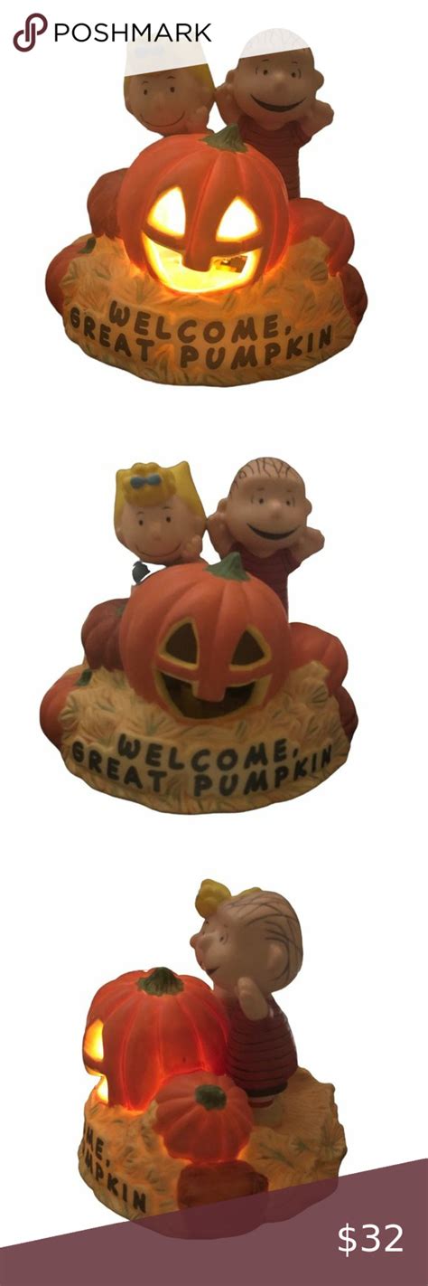 Hallmark Snoopy Peanuts The Great Pumpkin Charlie Brown Light