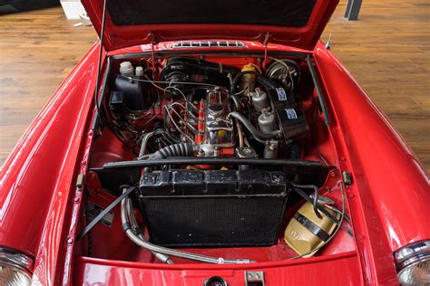 1963 Mgb Mk1 Roadster Richmonds Classic And Prestige Cars Storage
