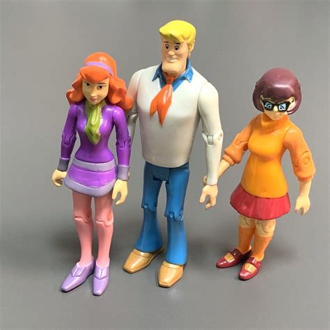 Lot Scooby Doo Mystery Solving Crew Action Figure Set Fred Shaggy