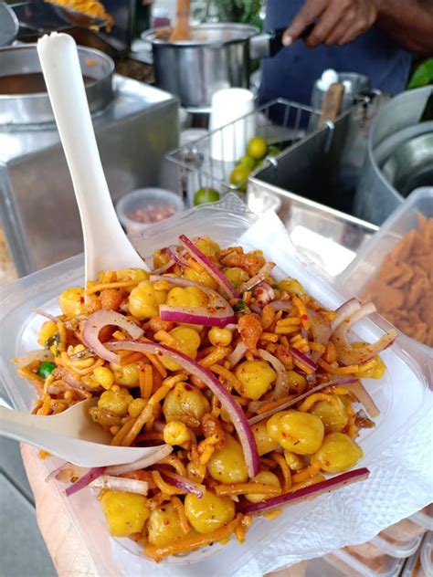 Satu destinasi tempat makan best di penang yang menghidangkan menu yang orang kata sangat rare & perlu anda cuba sendiri untuk mencari keunikannya. 9 Tempat Makan Best di Penang ~ Dari Jari Jari Halusku
