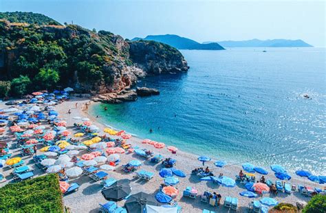 Number of tourists to Antalya exceeds 5M | Daily Sabah