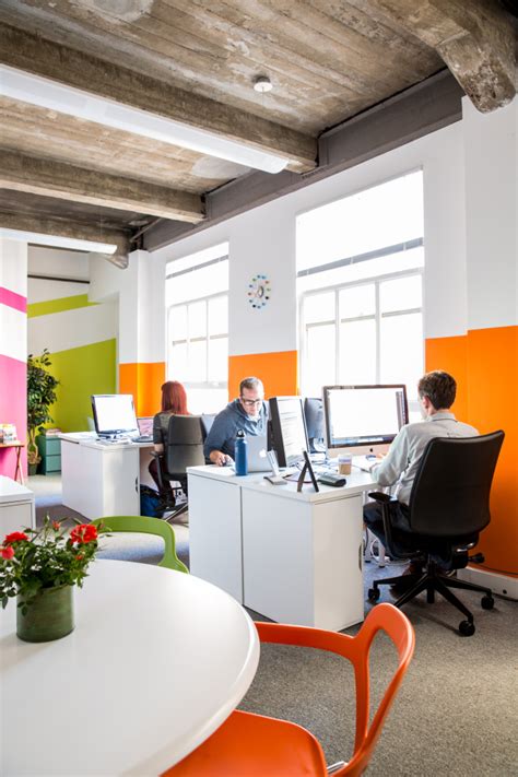 10 Practical Steps For Maximizing Your Small Office Space