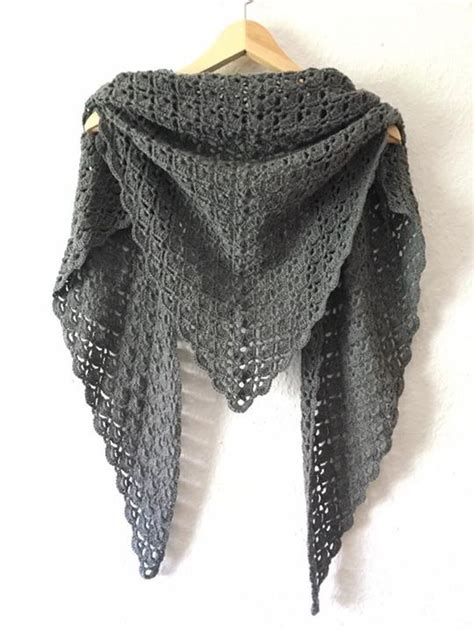 Auch ideal für fortgeschrittene crocheters, die eine einfache, aber erfülltes projekt wollen. Großes kuscheliges Tuch "Stone" | Tuch häkeln, Stricken ...