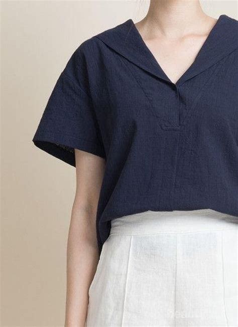 Di tokopedia, tersedia berbagai macam koleksi baju wanita tipis dari model wanita terkini dan desain terbaru hingga material bahan yang nyaman dan berkualitas secara lengkap. Kaos Model Kerah V : Model Baju Batik Kerah V Grosir Batik ...