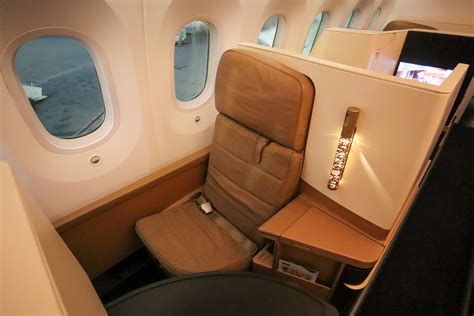 Review Etihad Airways 787 Business Class Abu Dhabi To Paris Prince
