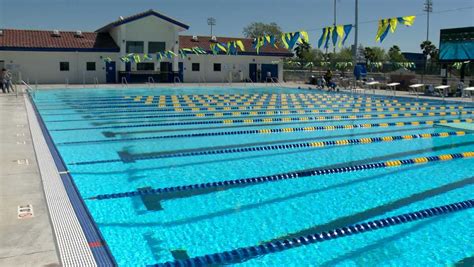 Sacramento Swim Team Dives Into New Pool After 10 Years
