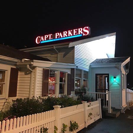 Captain Parker's Pub, West Yarmouth - Restaurant Reviews, Phone Number