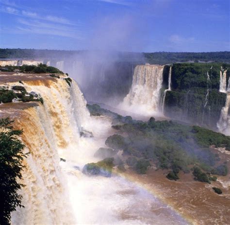 Südamerika In Iguazú Sind Die Weltgrößten Wasserfälle Bilder And Fotos