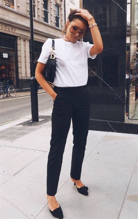 25 Great Minimalist Outfits You Should Try Minimalist Outfit Summer
