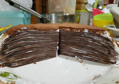 Saat dituang, gerakkan telfon dengan memutar, supaya crepesnya melebar dan merata. Resep Choco mile crepes oleh Upik Foodies - Cookpad
