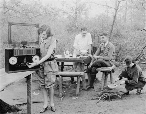 20 vintage photos of people camping and caravanning between the 1930s and 1960s vintage