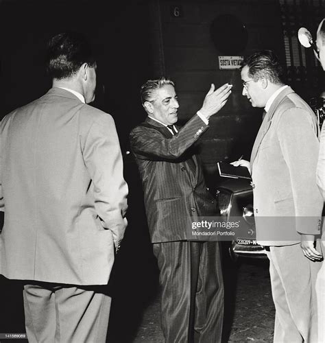 The Greek Shipowner Aristoteles Onassis Is Interviewed By Journalists News Photo Getty Images