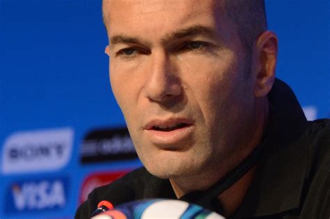 Zinedine yazid zidane (born 23 june 1972), popularly known as zizou, is a french former professional football player who played as an attacking midfielder. Champions League: Zinedine Zidane hofft, dass Neymar gegen ...