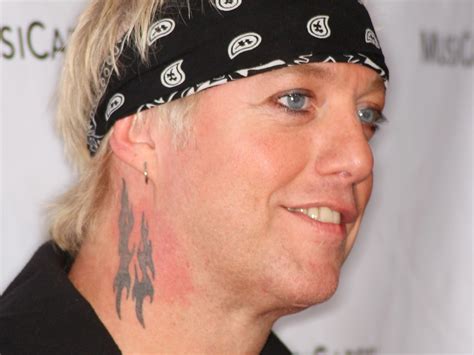 Warrant Lead Singer Jani Lane Dies At 47 Cbs News