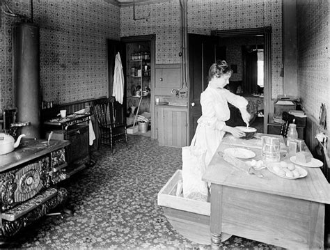 The Evolution Of Kitchens In 23 Photos Click Above To View Vintage