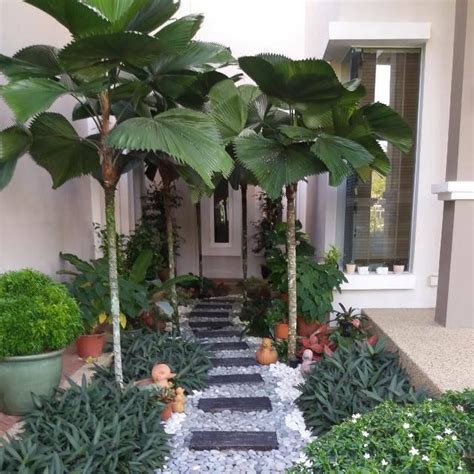 Senireka landskap | membina taman mini landskap di ruang porch kediaman nota : Landskap Rumah Teres | Desainrumahid.com