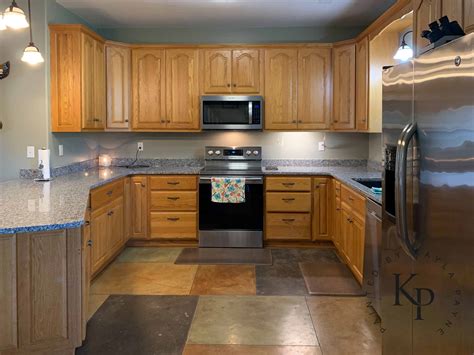 Benjamin Moore Soft Chamois, bye bye honey oak, honey oak kitchen