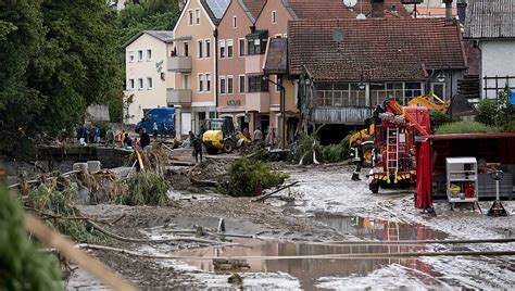 Mit dem regenradar verfolgen sie live regen, schnee und wolken. Bei Hochwasser in Bayern starben mindestens fünf Menschen ...