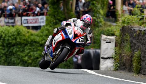 This guide may be on the long side as there's a lot to cover. Why the Isle of Man TT matters - Canada Moto Guide