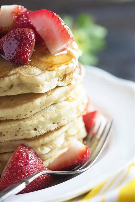 Strawberry Vanilla Pancakes — Buns In My Oven