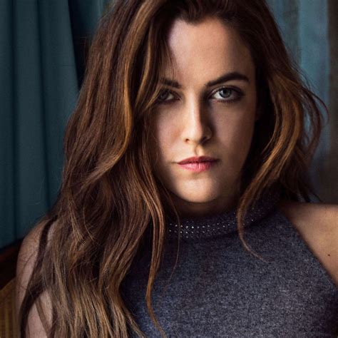 Amazing Actress And Elvis Granddaughter Riley Keough Ladyladyboners