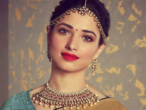 Tamannaah Bhatia Had Wore Only Diamond Jewellery In Her Brother Wedding