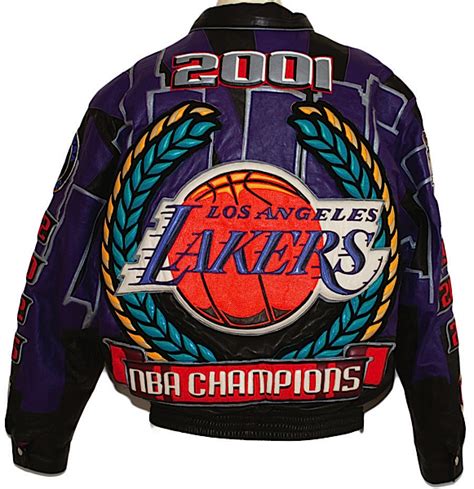 Kobe bryant is very good!!! Lot Detail - 2000-2001 Kobe Bryant LA Lakers Worn ...