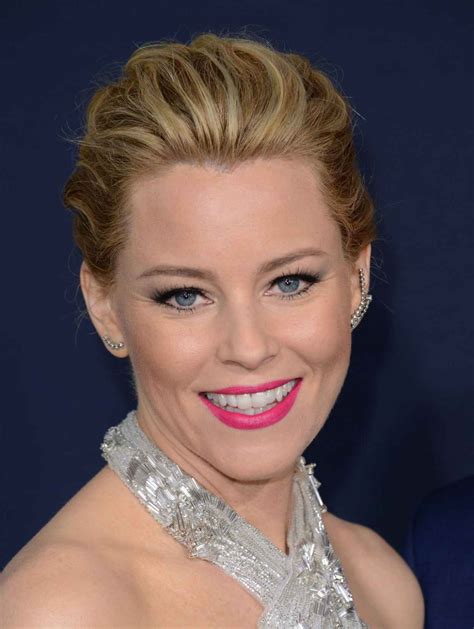 Elizabeth Banks Pitch Perfect 2 Premiere In Los Angeles