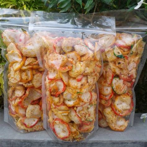 Rendam kerupuk seblak selama lebih kurang 20 menit atau sampai kerupuk agak empuk. KERUPUK SEBLAK 80 GRAM|| SEBRING Seblak Kering Pedas ...