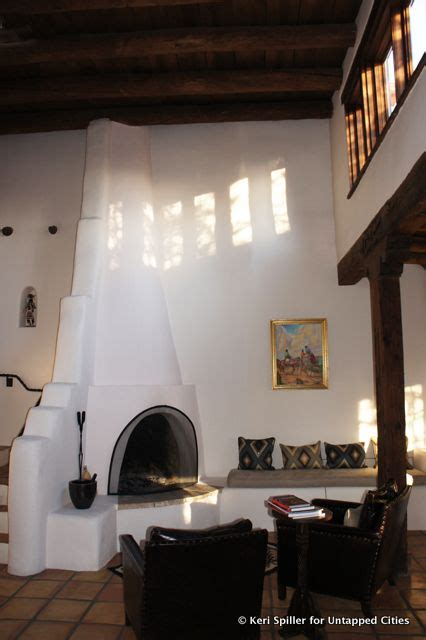 Kiva Fireplace Santa Fe Style Adobe House Adobe House Interior
