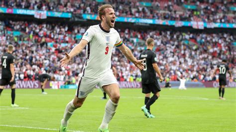 Referee danny makkelie either missed the incident or decided the second ball was not interfering with play as the attack continued. England vs Germany; Results, Score, Harry Kane, Raheem ...