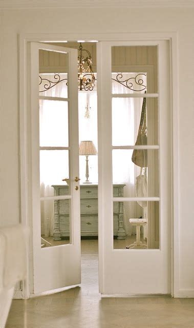 Interior double doors for a master bedroom, dining room or any other room consist of a pair of doors that are equal in width, height and thickness. 33 Stylish Interior Glass Doors Ideas To Rock - DigsDigs