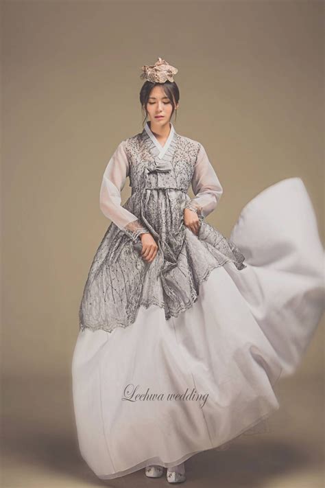 Modern Hanbok Leehwa Wedding Hanbok Wedding Dress Modern Hanbok Korean Traditional Dress