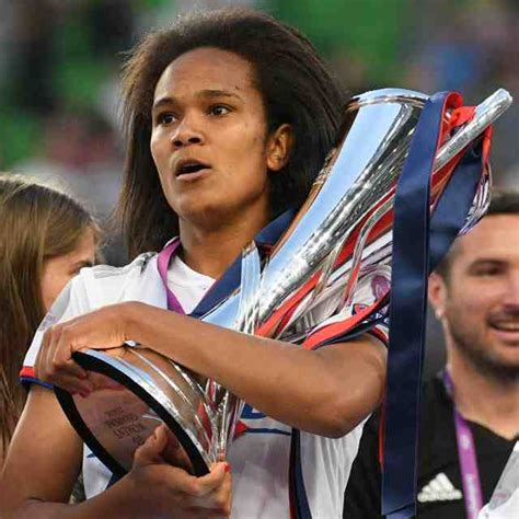 Champions league, ils sont en huitièmes. Ligue des champions féminine - Wendie Renard avant PSG-OL ...