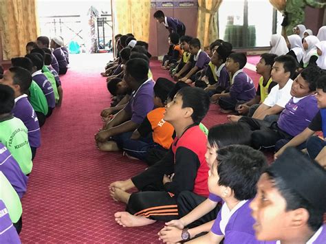 Pemeriksa kertas nor mala binti hassim. SK BANDAR RINCHING