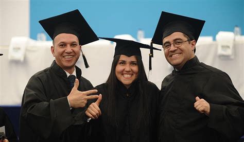 Uniralumni ¡vive La Graduación Unir Colombia 2016 En Las Redes