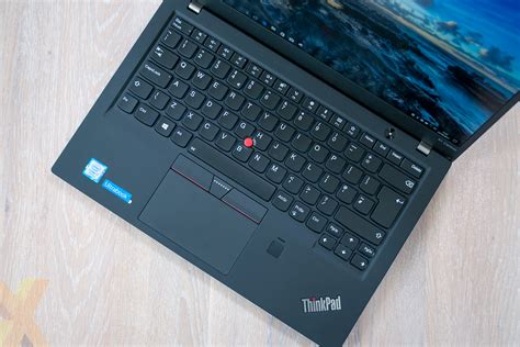 Review Lenovo Thinkpad X1 Carbon 2017 5th Gen Laptop