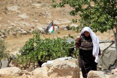 معضلة القرى الفلسطينية في الضفة الغربية سوسيا مثالاً دنيا الوطن