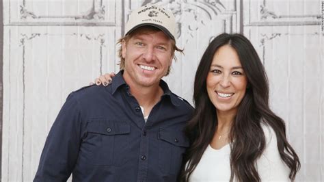Joanna Gaines Pregnant With Fifth Child Fixer Upper Star Announces Cnn