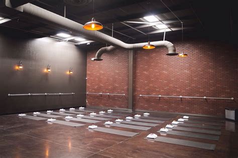 50 Fantastic Yoga Studio Design Ideas That Will Make You Relax